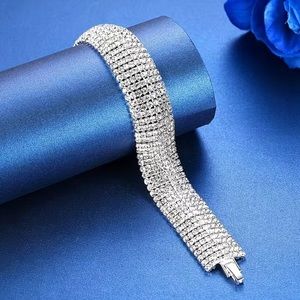 7-Row Curvature Full Rhinestones Elegant Bracelet